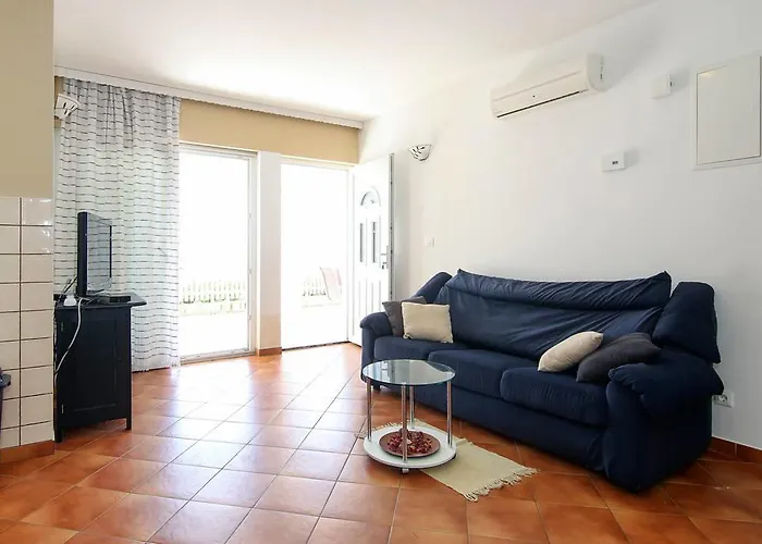 Appartement Ambiente Mit Pool Mimice