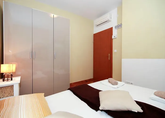 Ambiente Mit Pool Appartement