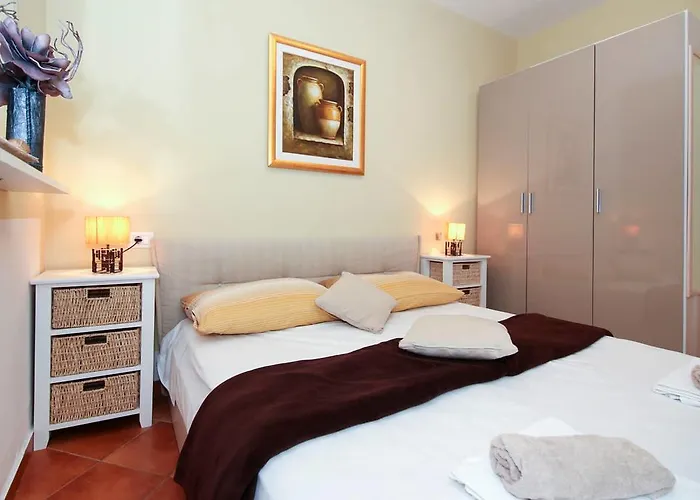 Appartement Ambiente Mit Pool