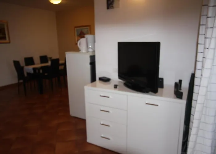 Ambiente Mit Pool Appartement Mimice