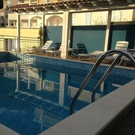 Apartment Ambiente Mit Pool *